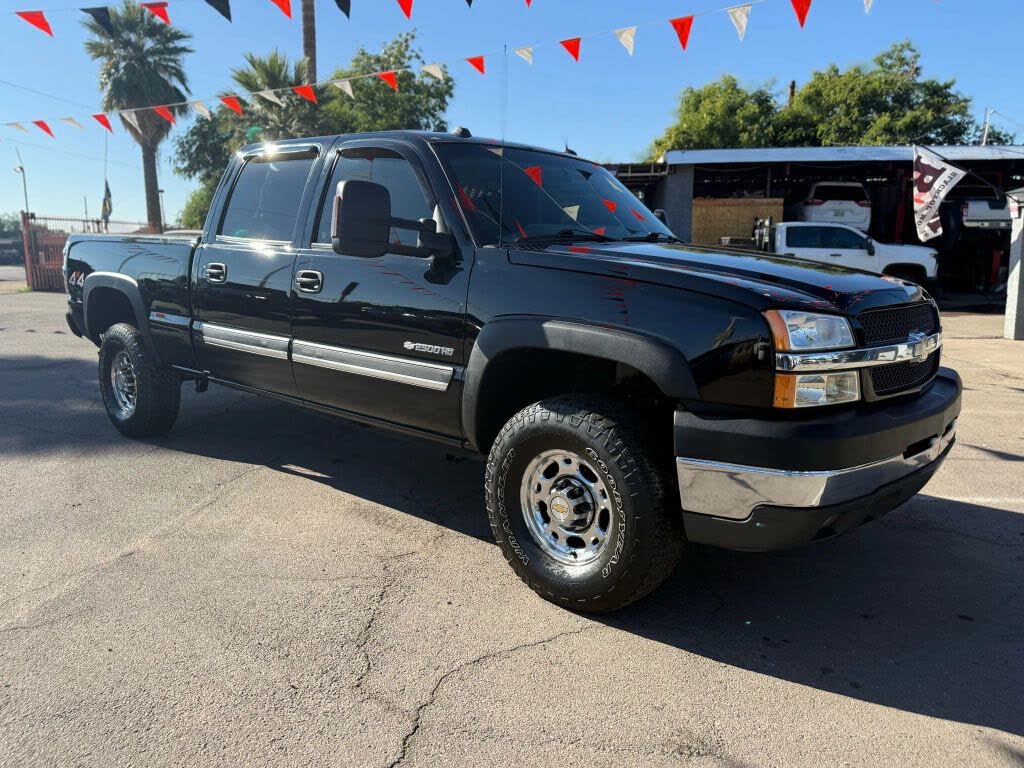 2004 Chevrolet Silverado 2500HD LT Crew Cab 4WD