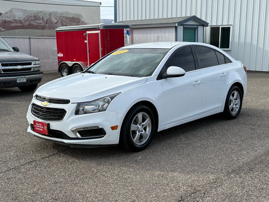 2015 Chevrolet Cruze 1LT Sedan FWD