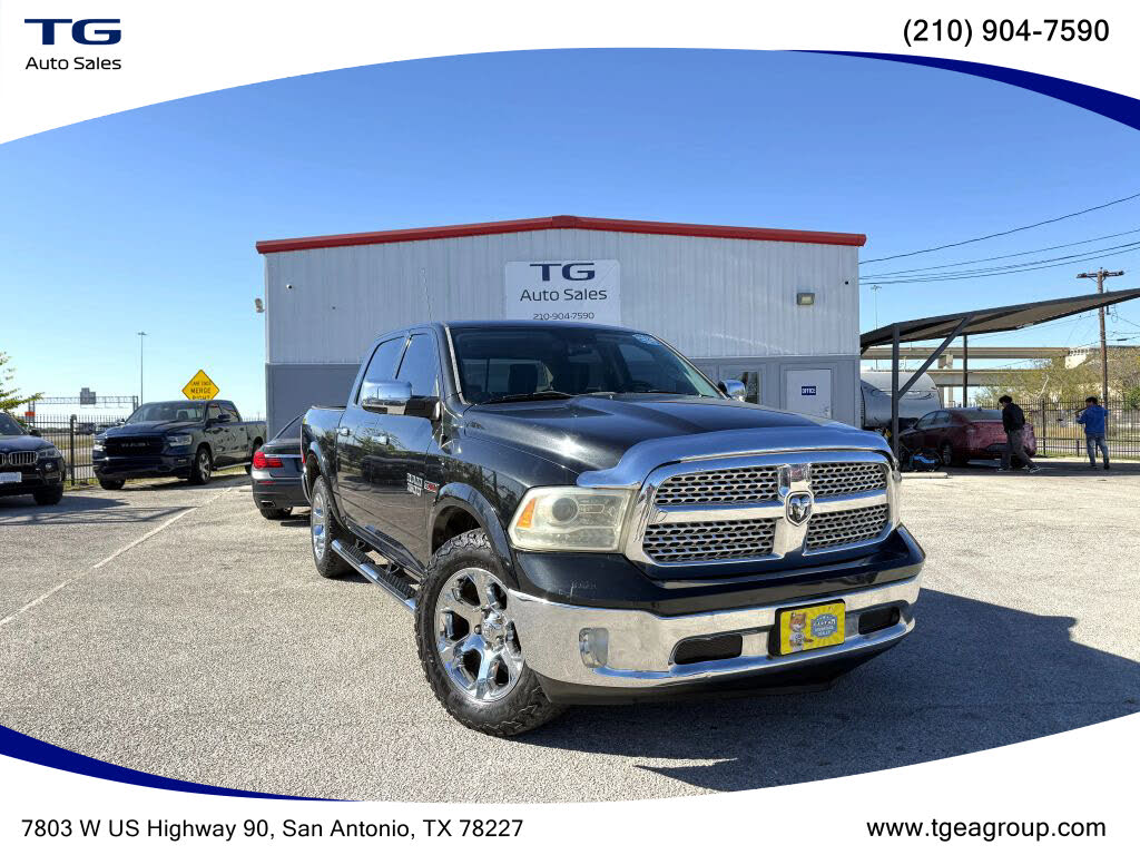 2016 RAM 1500 Laramie Crew Cab 4WD