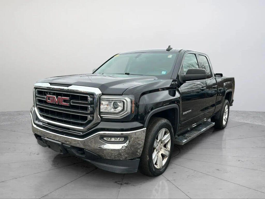2017 GMC Sierra 1500 SLE Double Cab 4WD