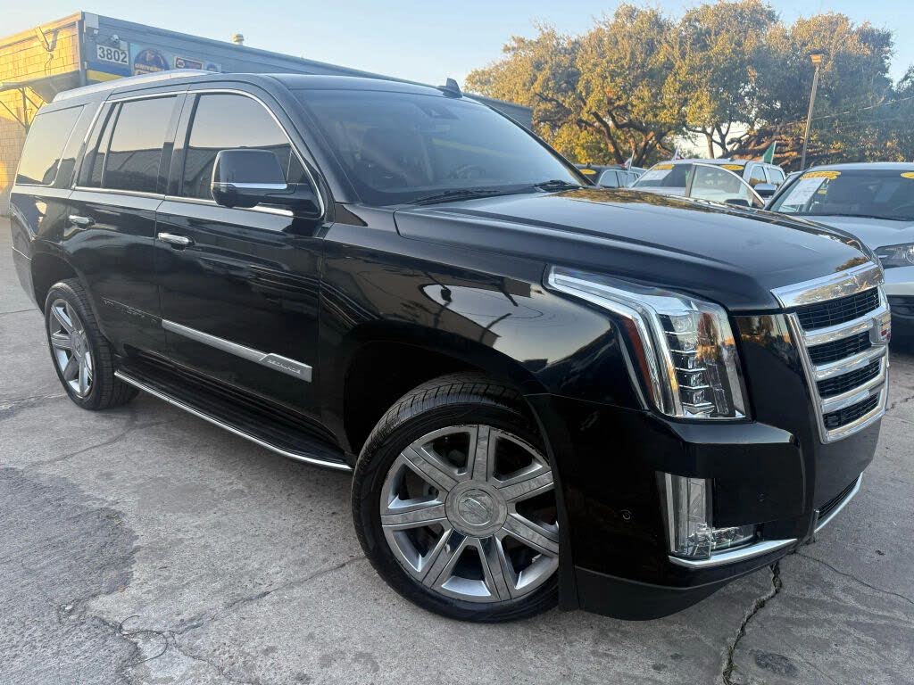 2018 Cadillac Escalade Luxury RWD