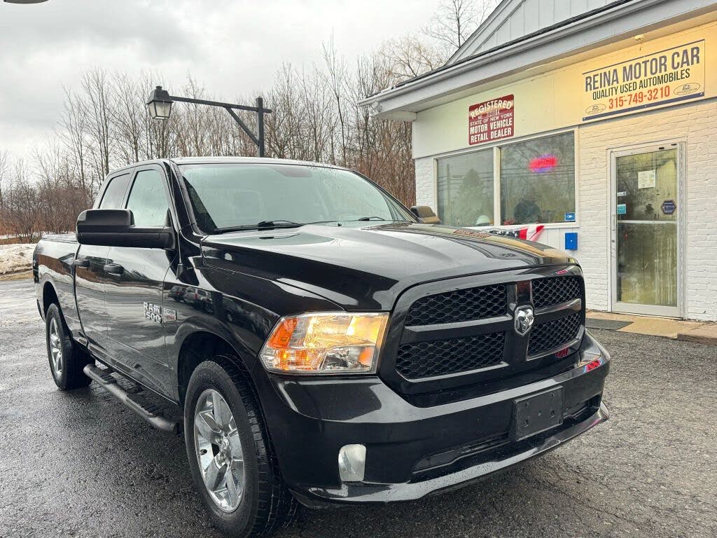 2018 RAM 1500 Express Quad Cab 4WD