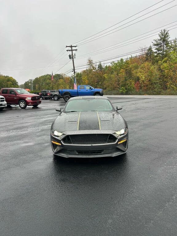 2019 Ford Mustang EcoBoost Coupe RWD