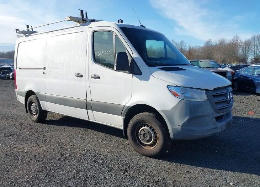 2019 Mercedes-Benz Sprinter 1500 Cargo 1500 144 Standard Roof Cargo Van RWD