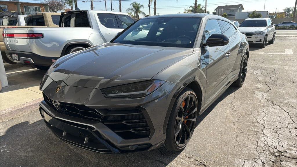 2021 Lamborghini Urus AWD