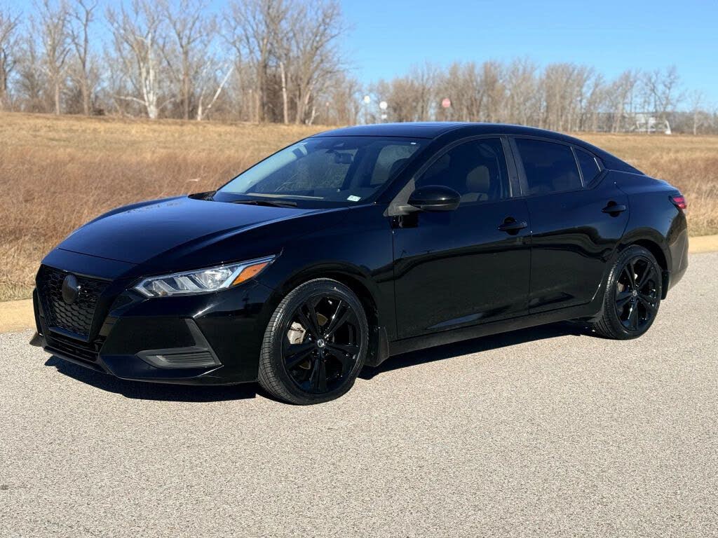 2022 Nissan Sentra SV FWD