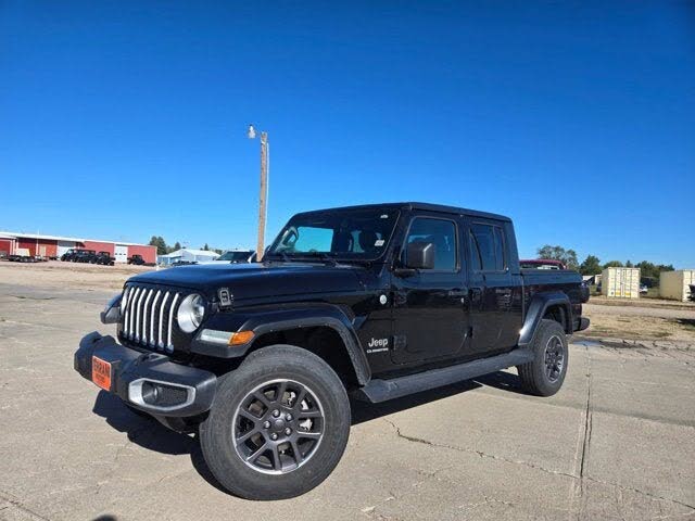 2020 Jeep Gladiator Overland Crew Cab 4WD