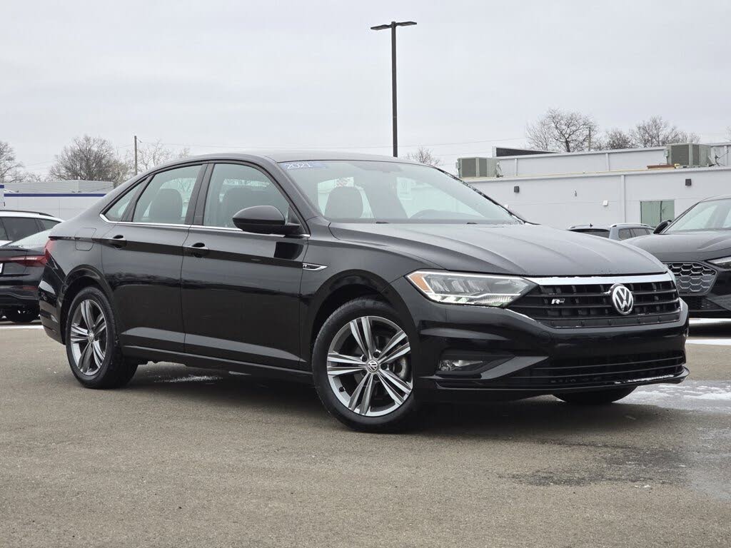 2021 Volkswagen Jetta R-Line FWD