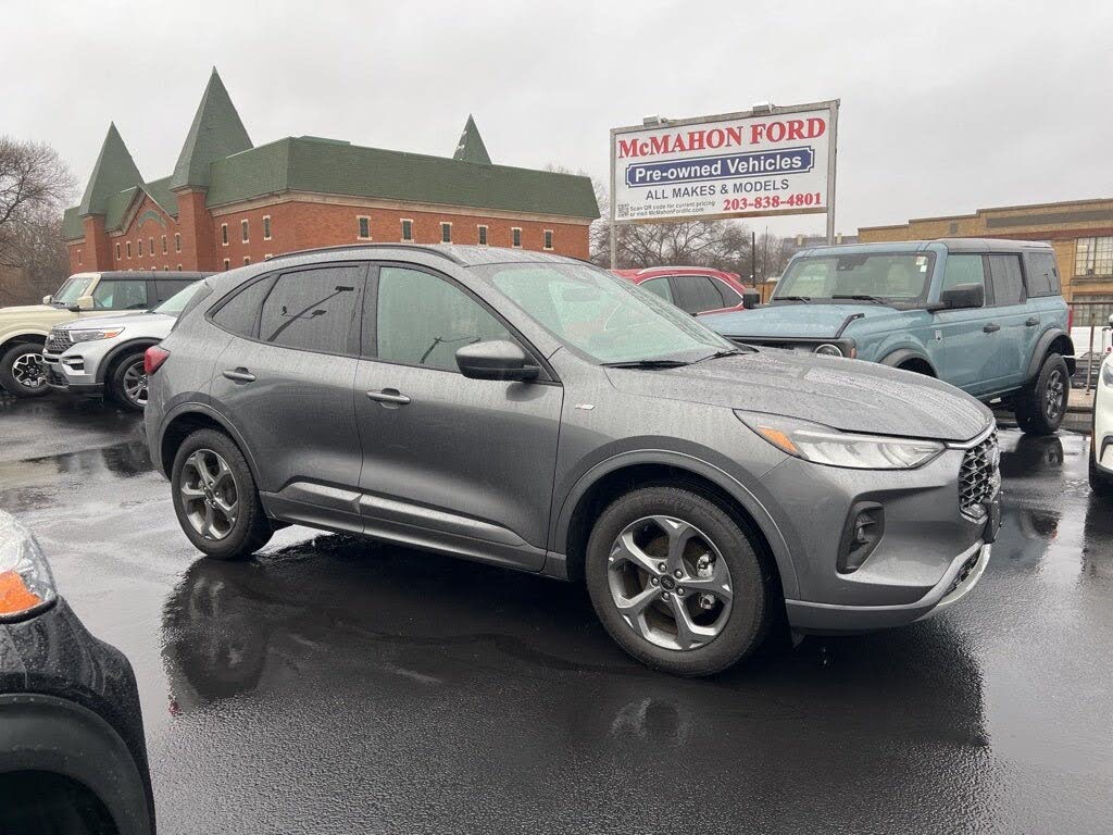 2023 Ford Escape Hybrid ST-Line Select AWD
