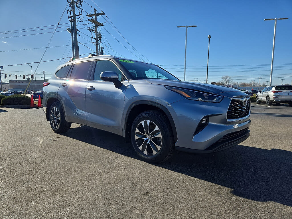2021 Toyota Highlander XLE AWD