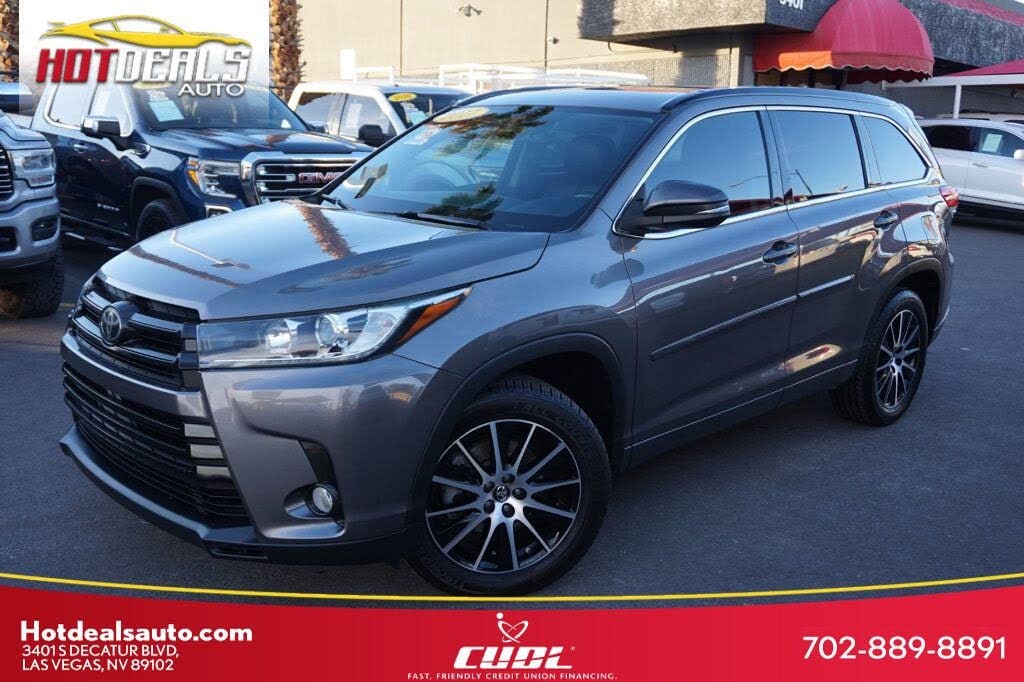 2017 Toyota Highlander SE