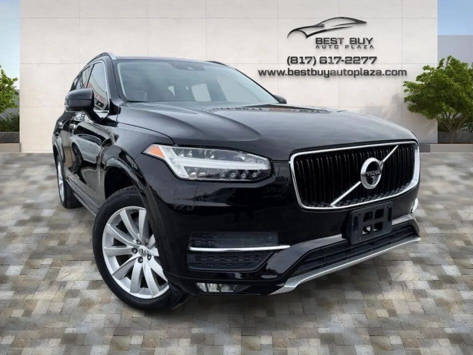 2017 Volvo XC90 T6 Momentum AWD