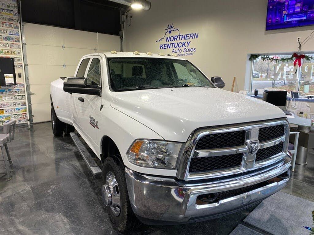 2016 RAM 3500 Tradesman Crew Cab LB DRW 4WD