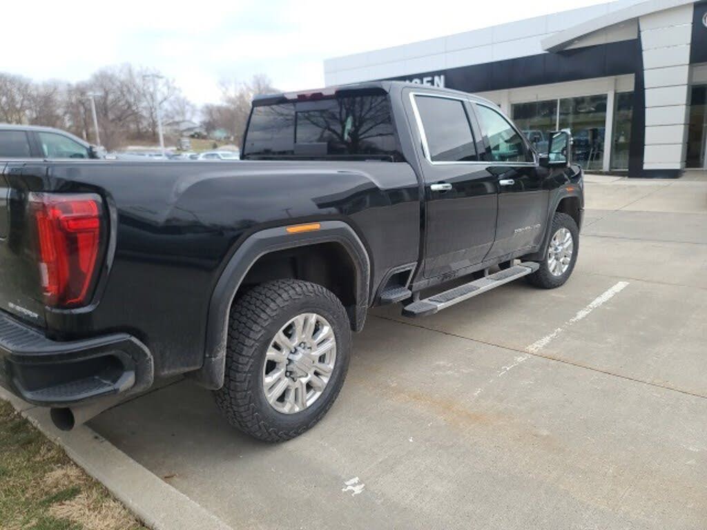 2021 GMC Sierra 2500HD Denali Crew Cab 4WD