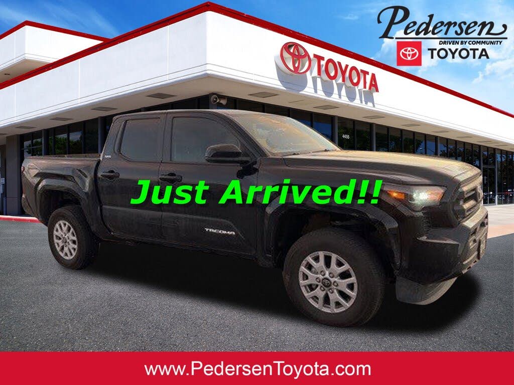 2024 Toyota Tacoma SR5 Double Cab 4WD