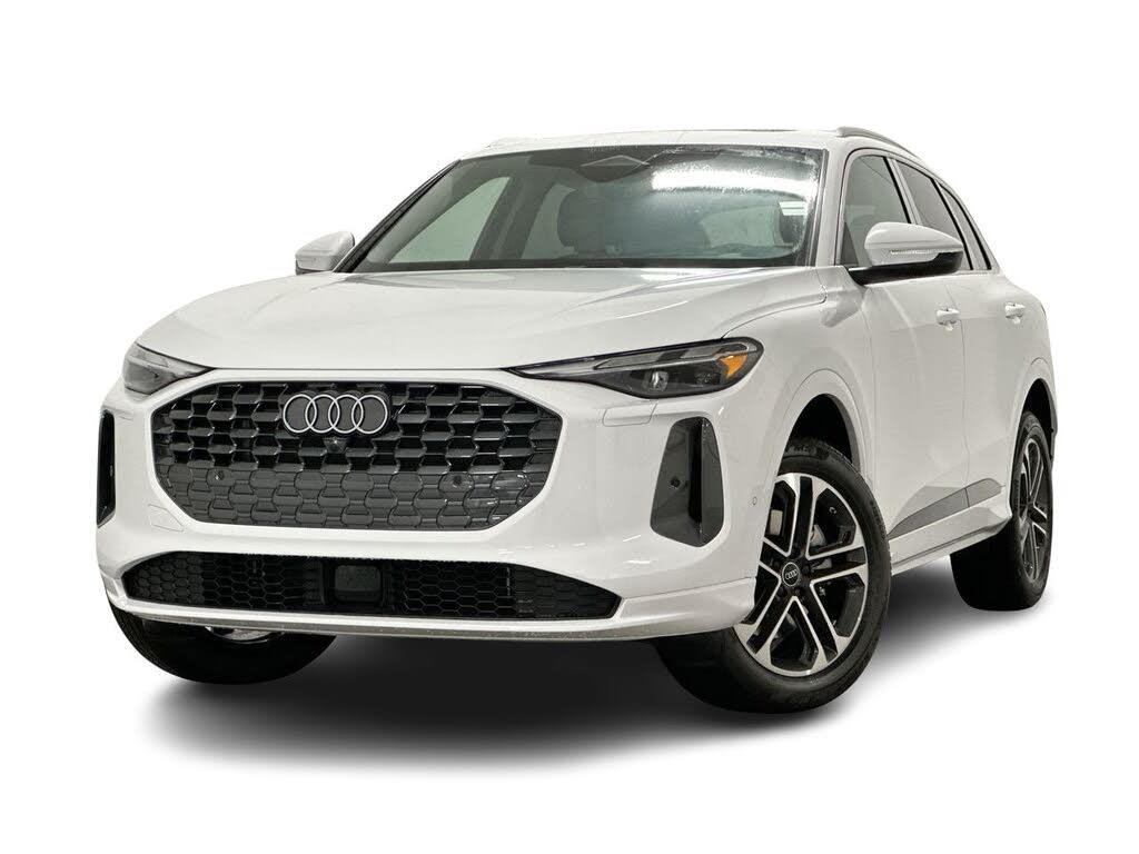 2025 Audi Q5 quattro Premium 40 TFSI