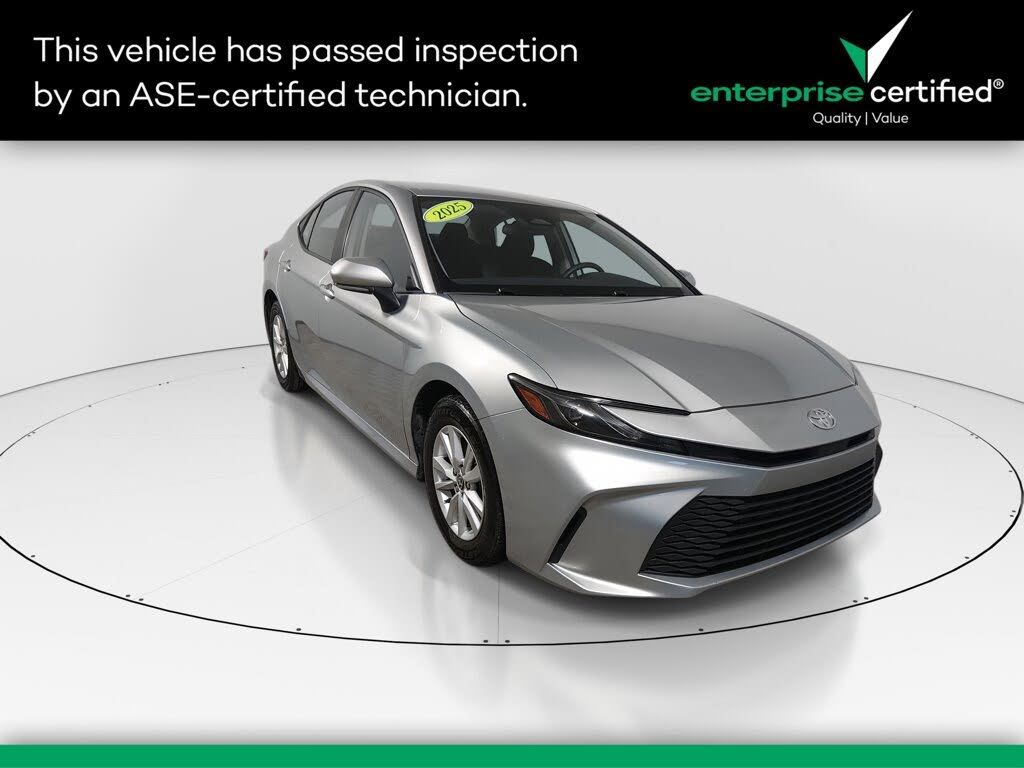 2025 Toyota Camry LE FWD