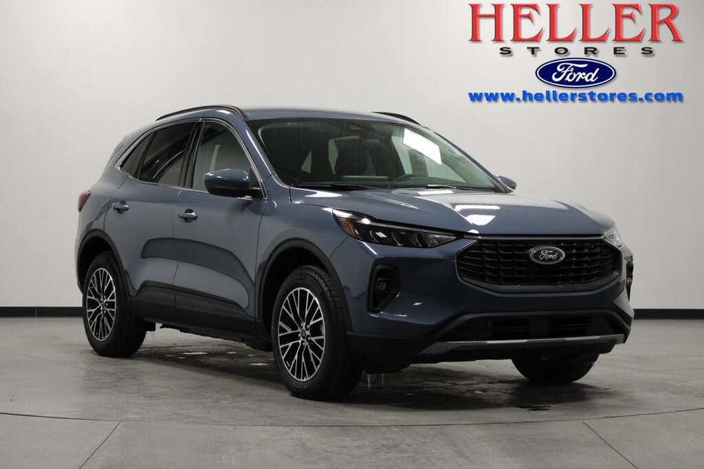 2026 Ford Escape Hybrid Plug-in FWD