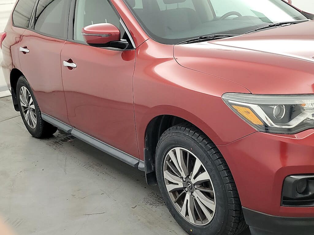 2017 Nissan Pathfinder S