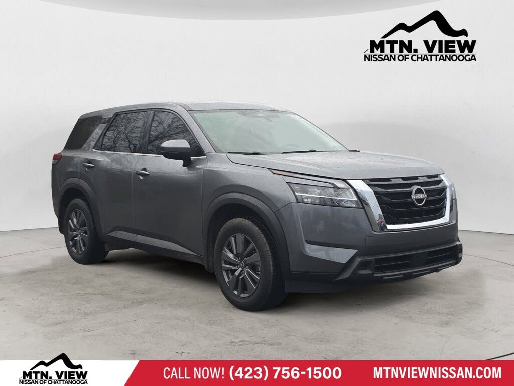 2022 Nissan Pathfinder S FWD
