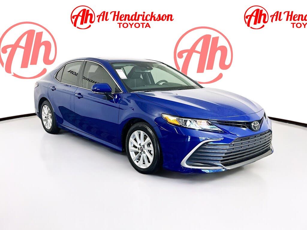 2024 Toyota Camry LE FWD