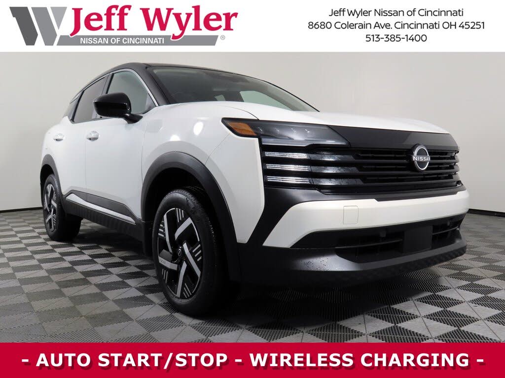 2025 Nissan Kicks SV FWD