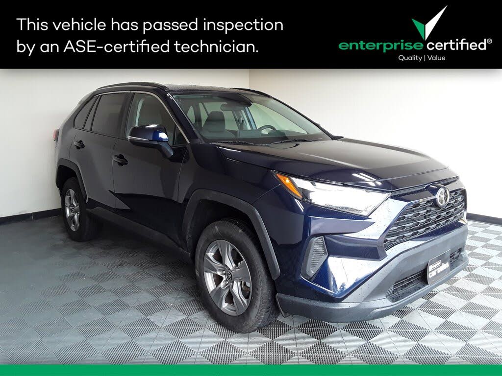 2025 Toyota RAV4 XLE FWD