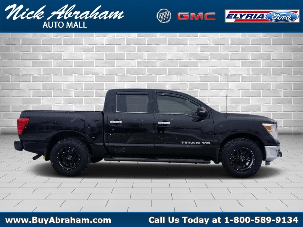 2018 Nissan Titan SV Crew Cab 4WD