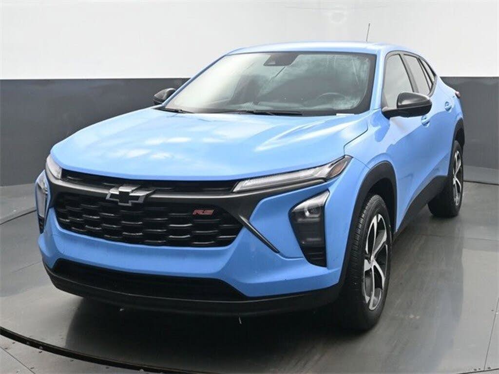 2024 Chevrolet Trax RS with 1RS FWD