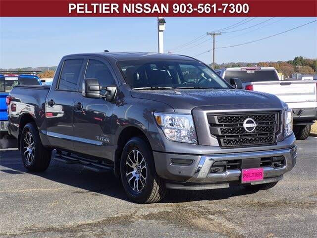 2024 Nissan Titan SV Crew Cab RWD