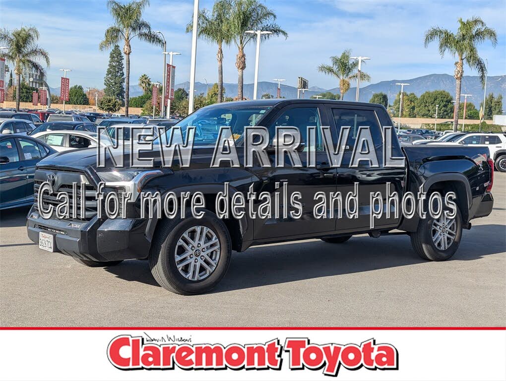 2024 Toyota Tundra SR5 CrewMax Cab 4WD