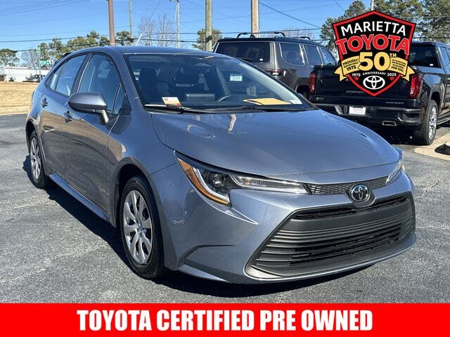 2025 Toyota Corolla LE FWD