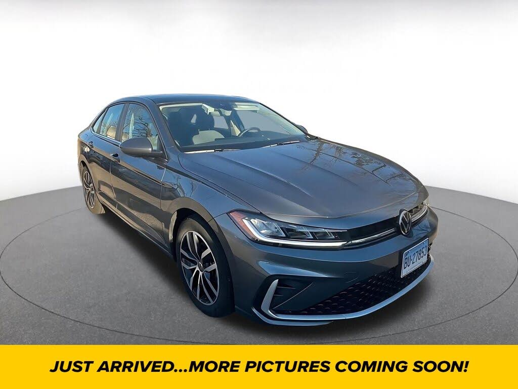 2025 Volkswagen Jetta SE FWD