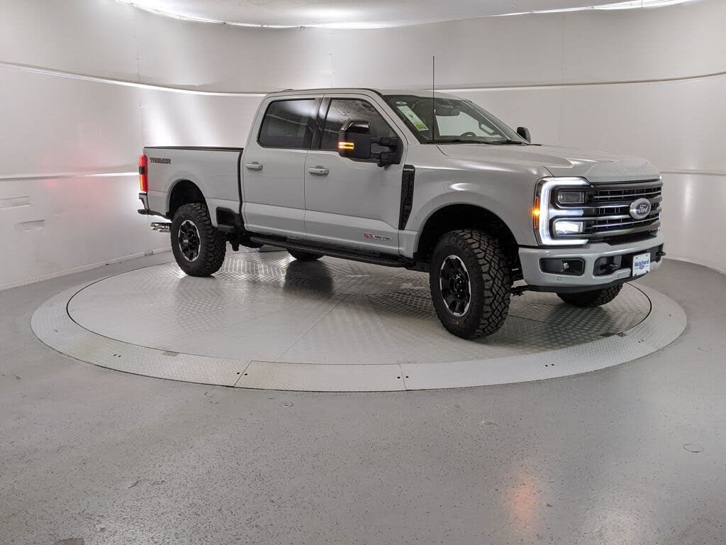 2026 Ford F-250 Super Duty Platinum Crew Cab 4WD