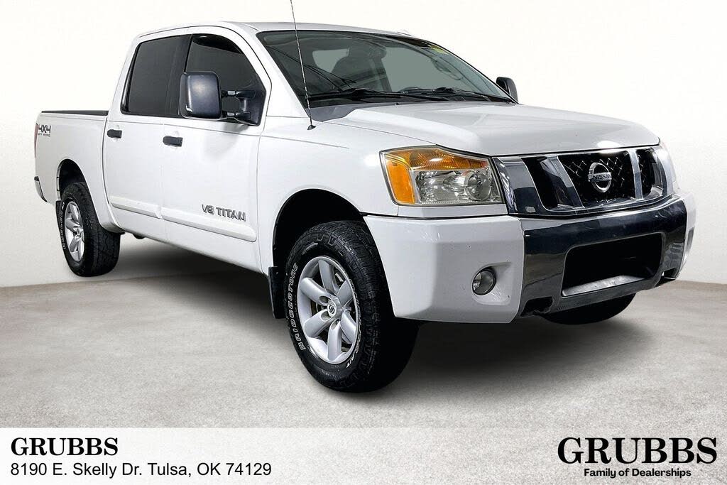 2011 Nissan Titan SV Crew Cab 4WD