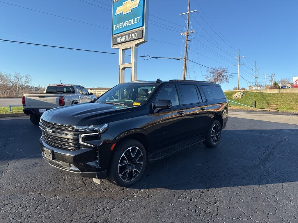 2022 Chevrolet Suburban RST 4WD