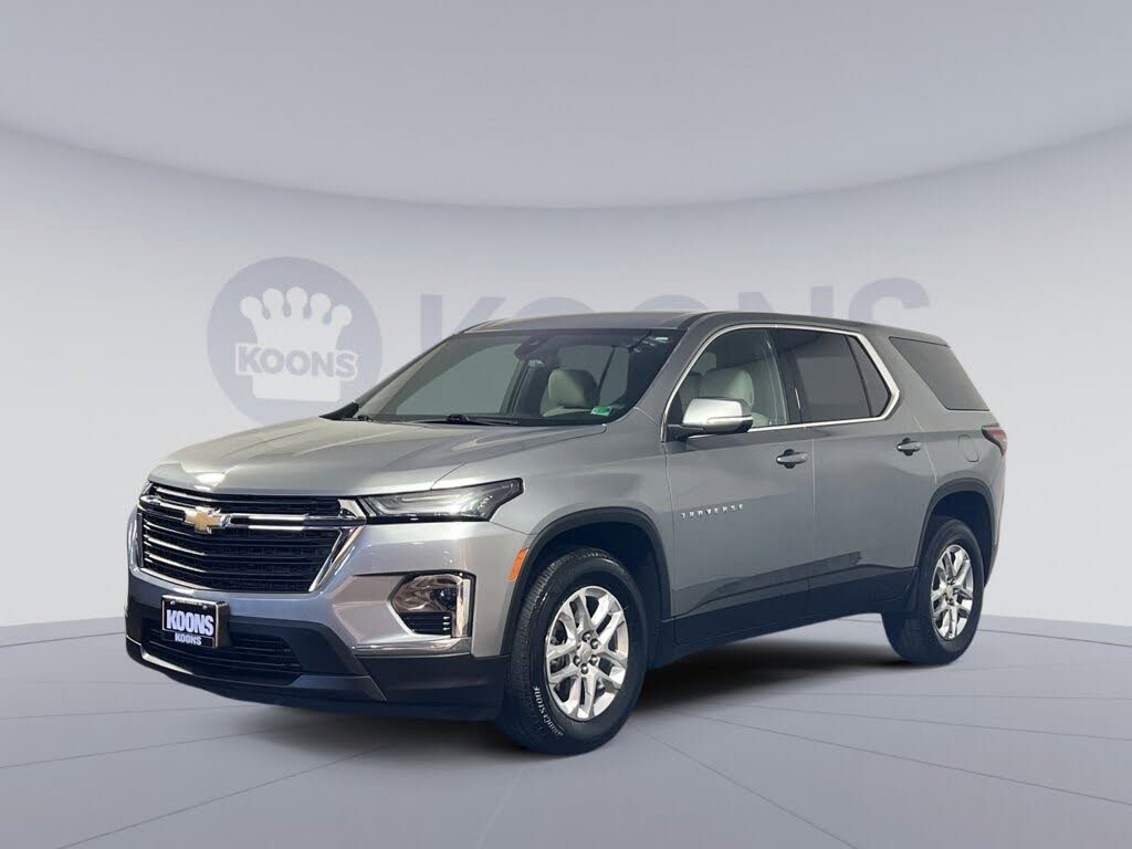 2023 Chevrolet Traverse LS FWD