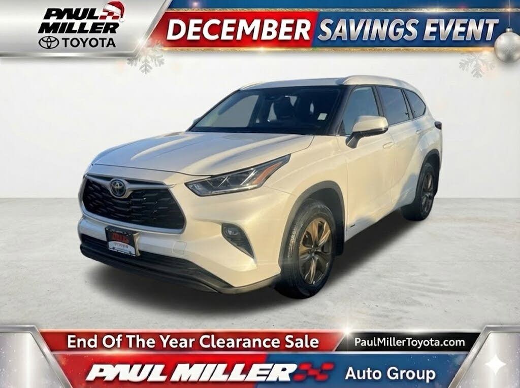 2023 Toyota Highlander Hybrid Bronze Edition AWD