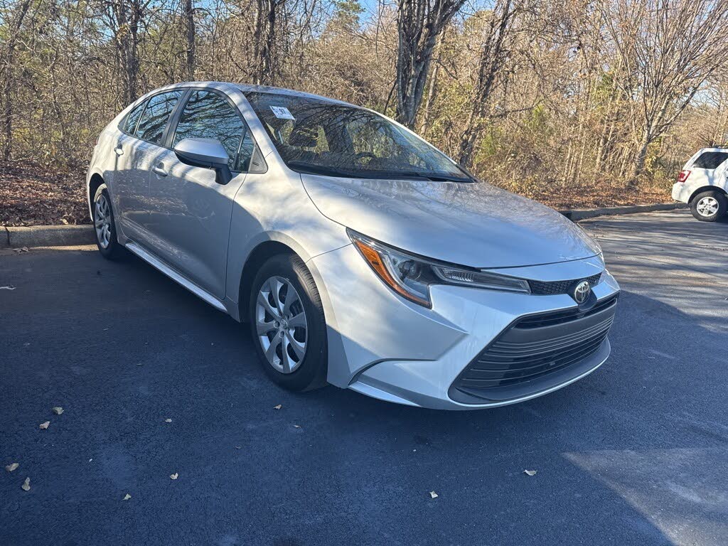 2024 Toyota Corolla LE FWD