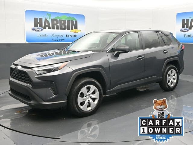 2024 Toyota RAV4 LE FWD