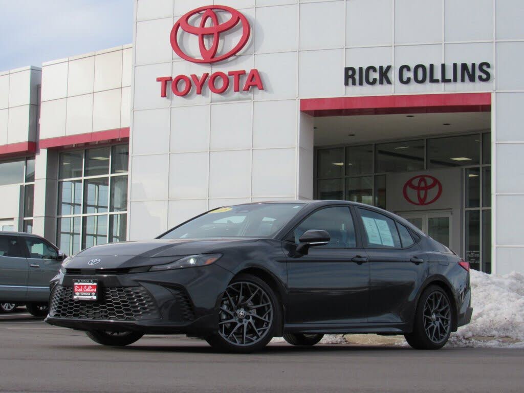 2025 Toyota Camry XSE FWD