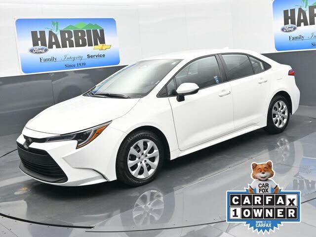 2025 Toyota Corolla LE FWD