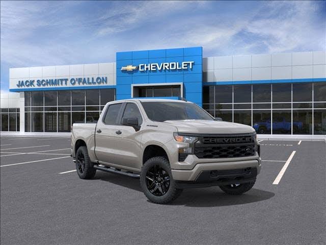 2026 Chevrolet Silverado 1500 Custom Crew Cab 4WD
