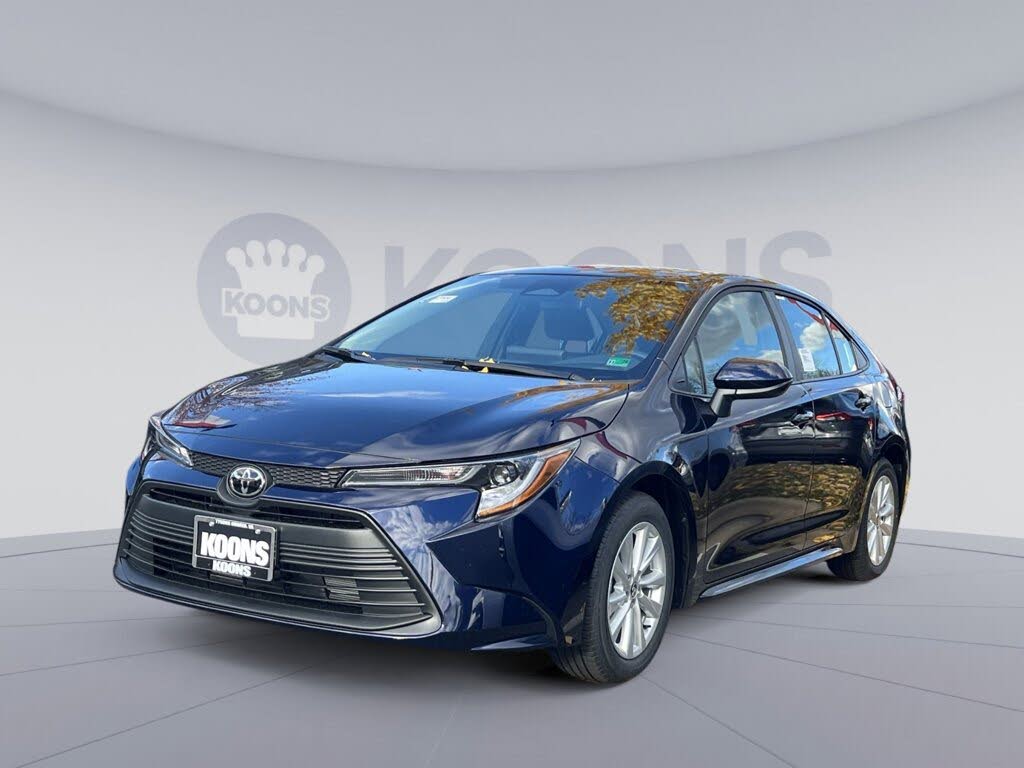 2026 Toyota Corolla LE FWD