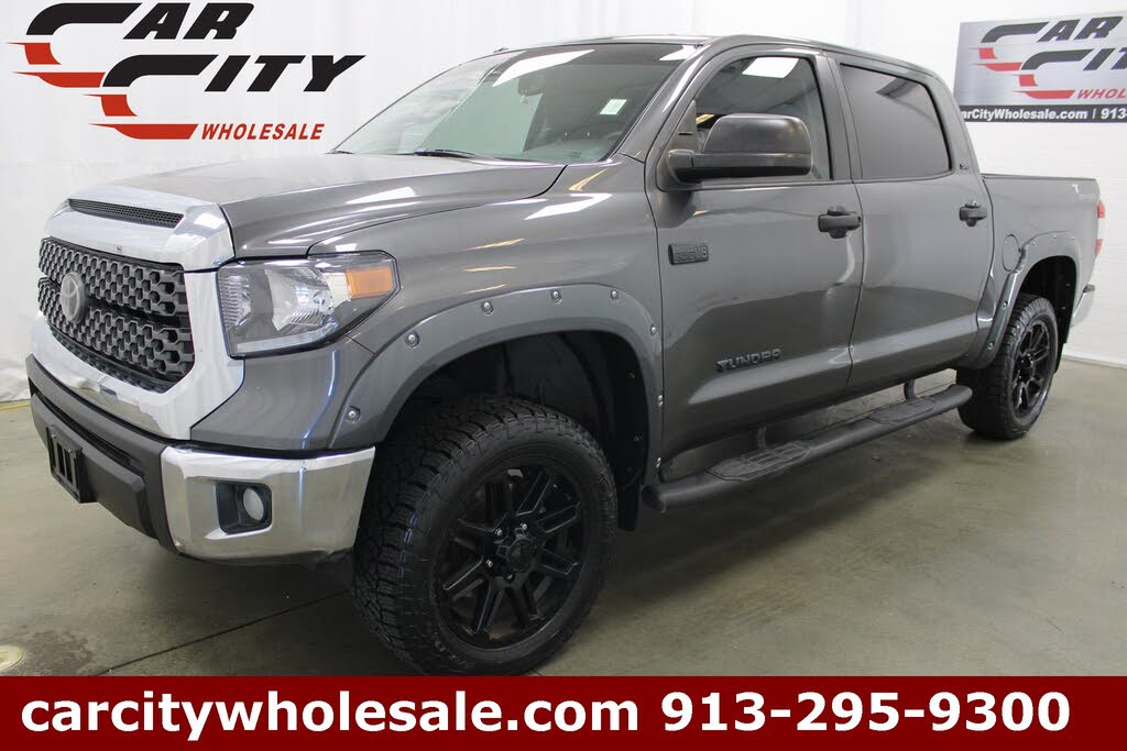 2018 Toyota Tundra SR5 CrewMax 5.7L FFV 4WD