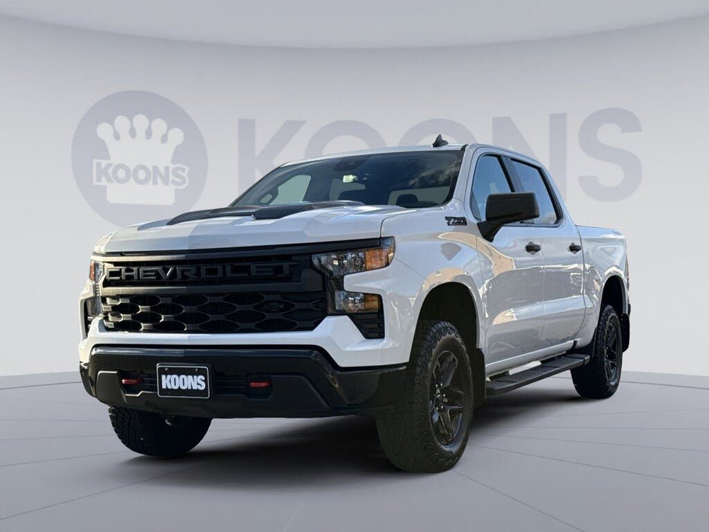 2024 Chevrolet Silverado 1500 Custom Trail Boss Crew Cab 4WD