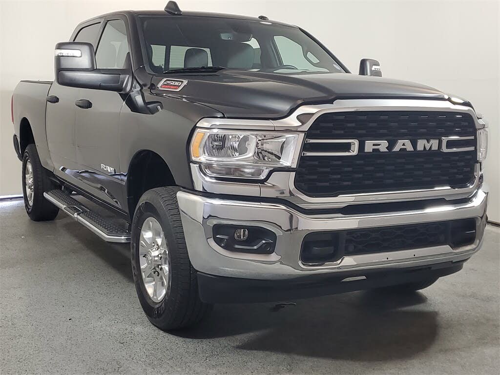 2024 RAM 2500 Big Horn Crew Cab 4WD