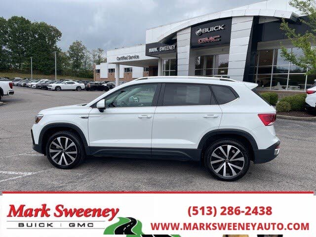 2024 Volkswagen Taos SE FWD