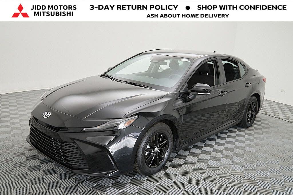 2025 Toyota Camry LE FWD