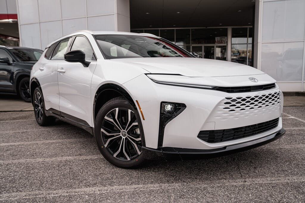 2025 Toyota Crown Signia XLE AWD